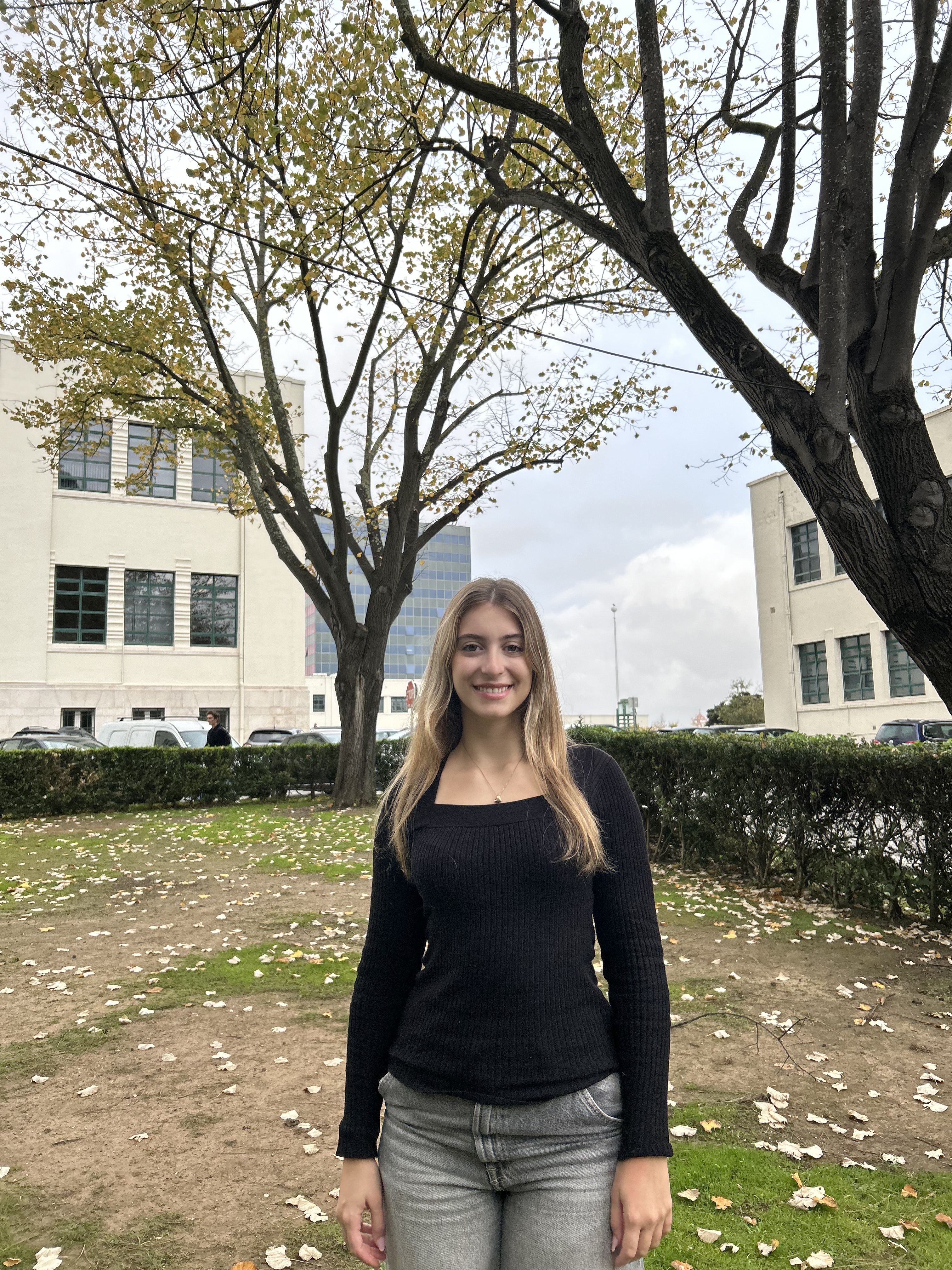 Leonor Barros